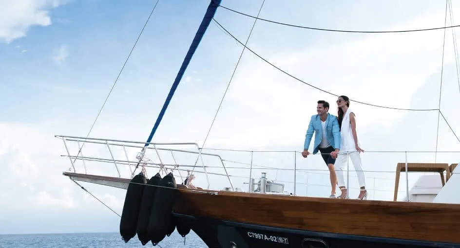 Sunset yacht cruise wedding at Anantara Kihavah Maldives