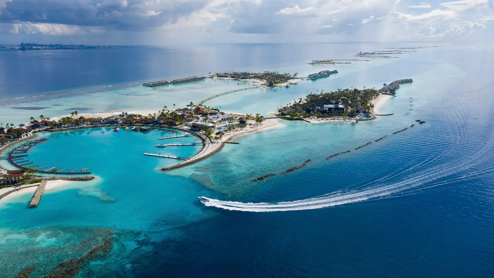 Free Meal Upgrade at SAii Lagoon Maldives