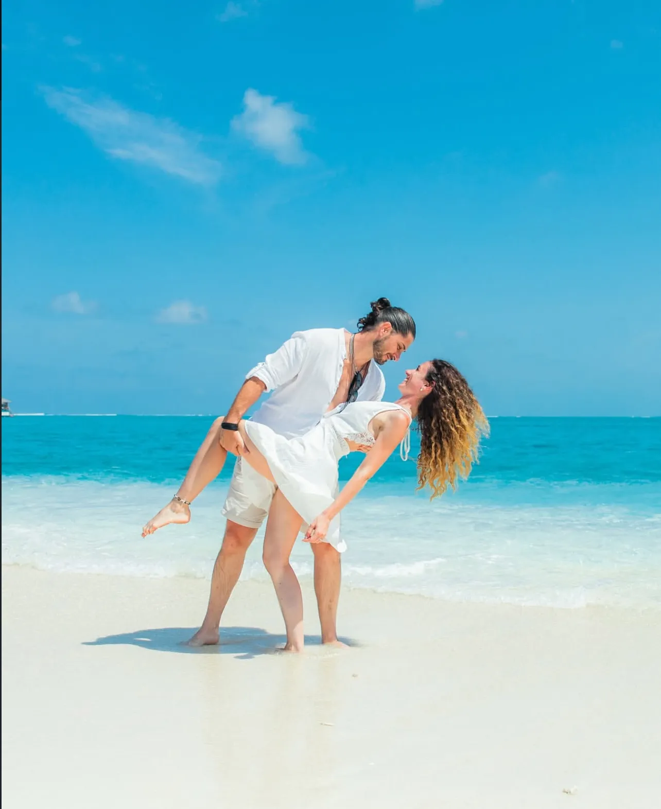 Honeymooners Paradise at You & Me Maldives